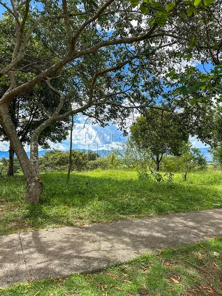 Terreno à venda no Condomínio Ouroville – 350 m² | Vista para a Serra | Taubaté-SP: 4ª foto da galeria de imagens do imóvel