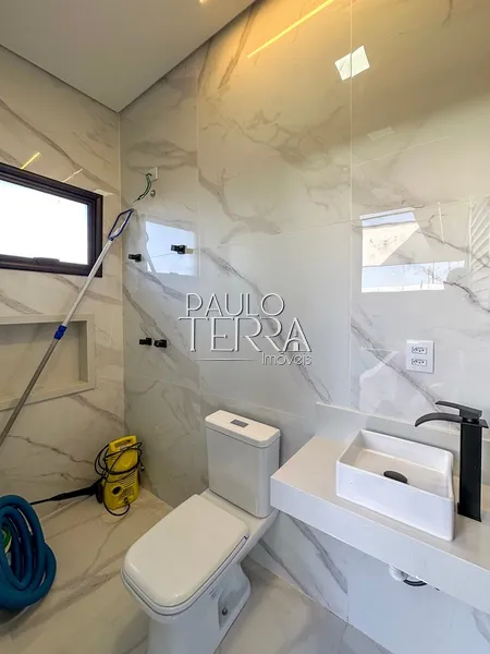 Casa térrea alto padrão com planejados, piscina e pronta para morar: 14ª foto da galeria de imagens do imóvel