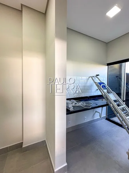 Casa térrea alto padrão com planejados, piscina e pronta para morar: 30ª foto da galeria de imagens do imóvel