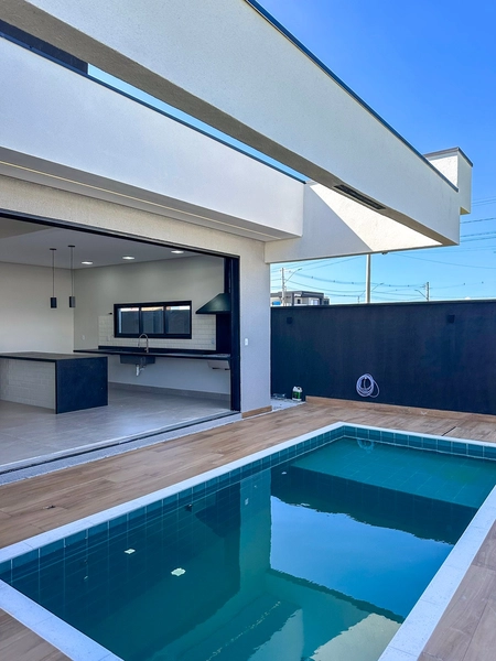 Casa térrea alto padrão com planejados, piscina e pronta para morar: 17ª foto da galeria de imagens do imóvel