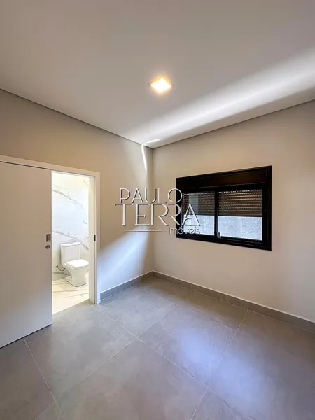 Casa térrea alto padrão com planejados, piscina e pronta para morar: 42ª foto da galeria de imagens do imóvel