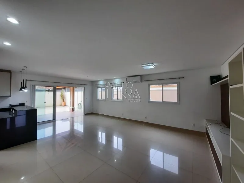 Sobrado semi mobiliado com armários, 4 suítes e quintal - Condomínio: 56ª foto da galeria de imagens do imóvel