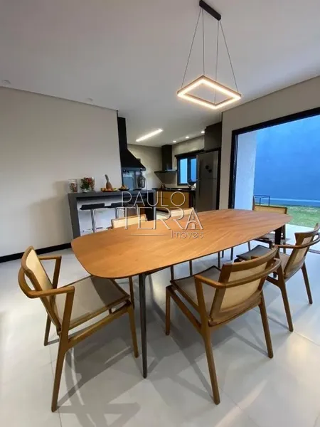 Casa térrea mobiliada, alto padrão, condomínio fechado em Taubaté SP: 3ª foto da galeria de imagens do imóvel