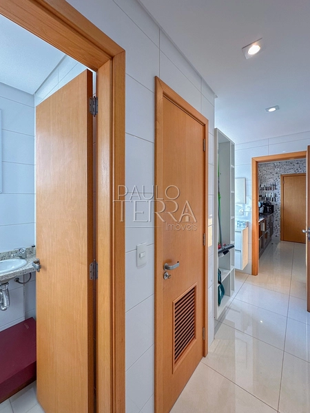 Apartamento alto padrão mobiliado com 3 suítes e 3 vagas. Condomínio Des Arts em Taubaté SP: 29ª foto da galeria de imagens do imóvel