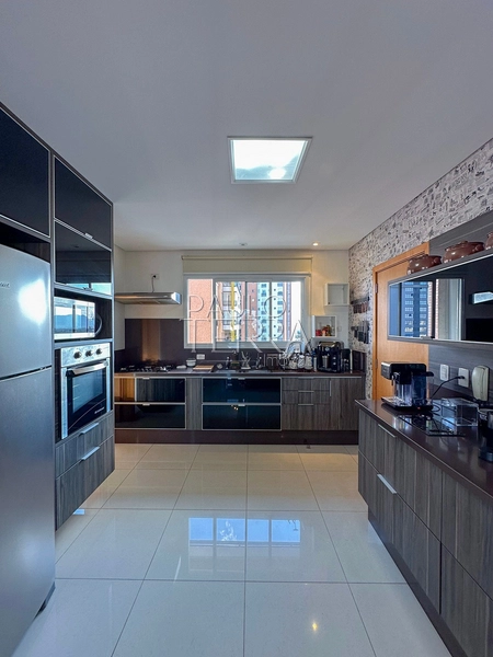 Apartamento alto padrão mobiliado com 3 suítes e 3 vagas. Condomínio Des Arts em Taubaté SP: 24ª foto da galeria de imagens do imóvel