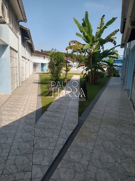 Sobrado em Ubatuba SP - Condomínio com piscina: 11ª foto da galeria de imagens do imóvel