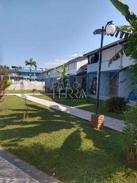 Sobrado em Ubatuba SP - Condomínio com piscina: 12ª foto da galeria de imagens do imóvel