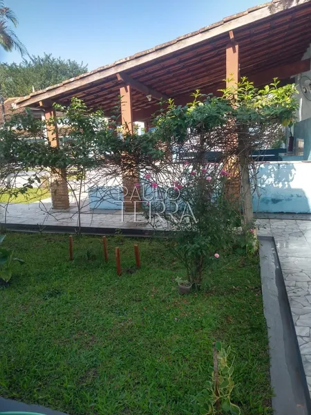 Sobrado em Ubatuba SP - Condomínio com piscina: 24ª foto da galeria de imagens do imóvel