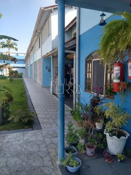 Sobrado em Ubatuba SP - Condomínio com piscina: 6ª foto da galeria de imagens do imóvel