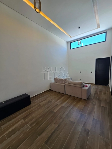 Casa térrea à venda no Condomínio Recanto Tropical em Taubaté | 2 quartos, suíte e área gourmet: 2ª foto da galeria de imagens do imóvel