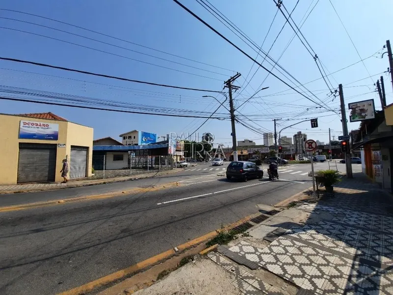 Imóvel comercial em avenida em Taubaté SP: 13ª foto da galeria de imagens do imóvel