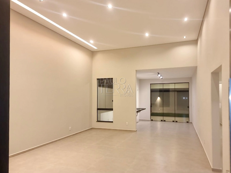 Casa térrea nova à venda no Condomínio Pérola do Vale em Tremembé | 3 quartos, quintal e área gourmet: 4ª foto da galeria de imagens do imóvel