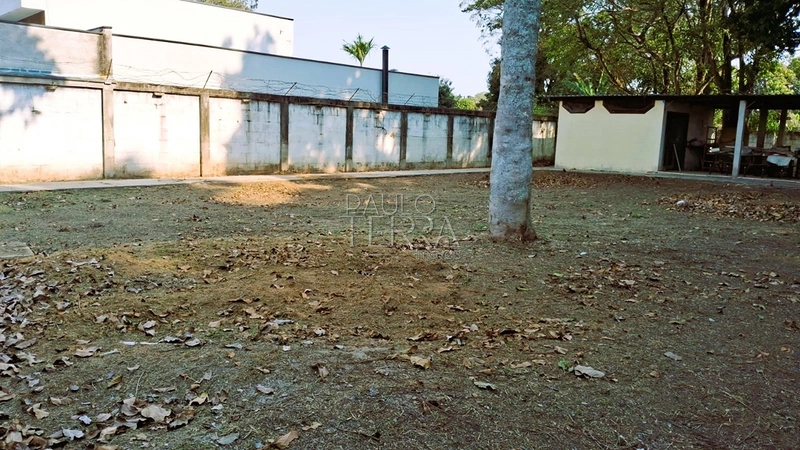 Terreno à venda em Quiririm no Condomínio Portal da Serra em Taubaté-SP: 3ª foto da galeria de imagens do imóvel