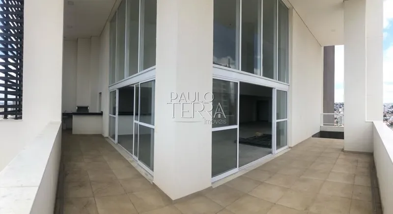 Apartamento de luxo, 4 suítes, escritório, pé direito duplo e 5 vagas: 1ª foto da galeria de imagens do imóvel