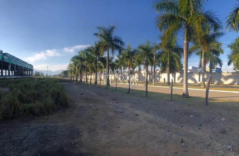 Área / Galpão para alugar, 6000 m² construção e 27000 m² de área total: 2ª foto da galeria de imagens do imóvel