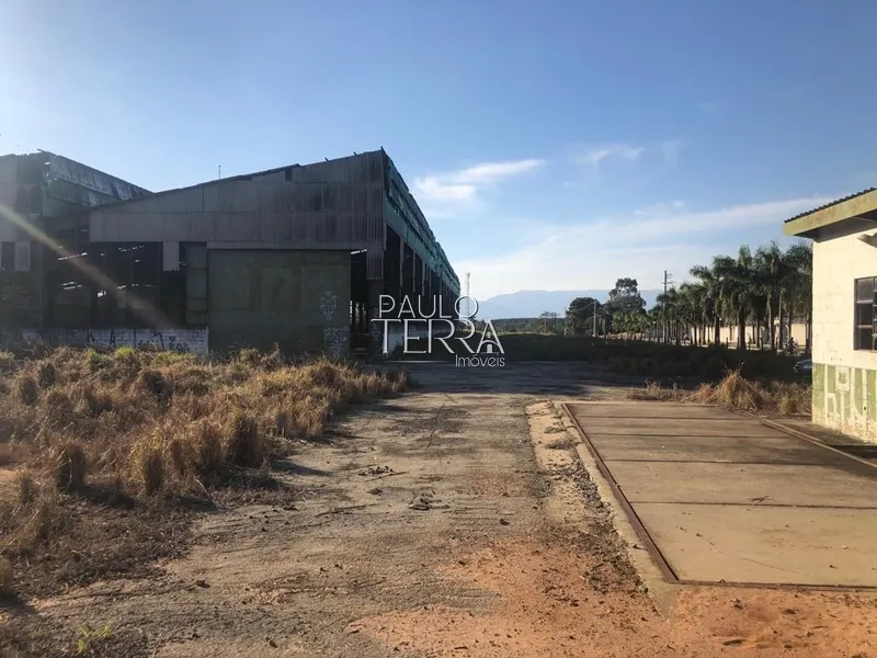 Área / Galpão para alugar, 6000 m² construção e 27000 m² de área total: 3ª foto da galeria de imagens do imóvel
