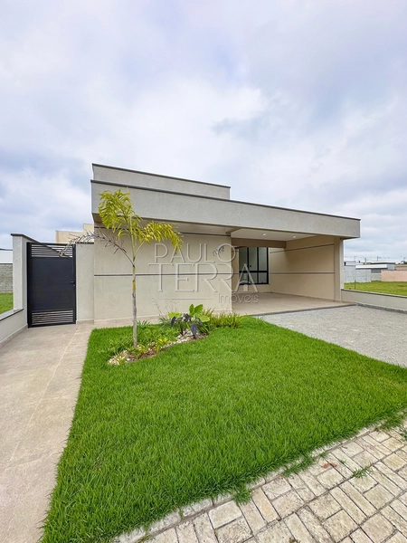 Casa térrea nova com armários planejados à venda no Condomínio Pérola do Vale em Tremembé | 3 quartos, área gourmet e quintal: 1ª foto da galeria de imagens do imóvel