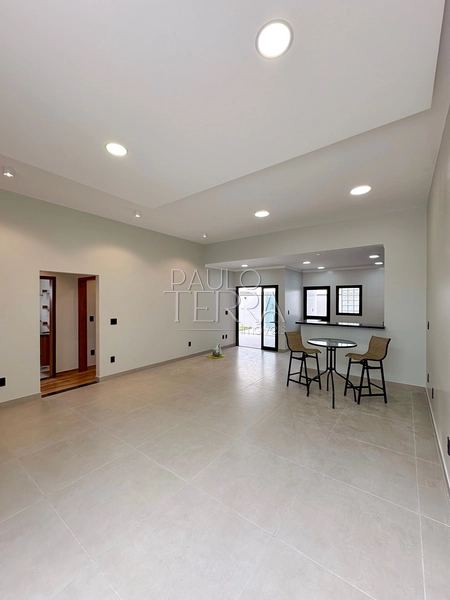 Casa térrea nova com armários planejados à venda no Condomínio Pérola do Vale em Tremembé | 3 quartos, área gourmet e quintal: 3ª foto da galeria de imagens do imóvel