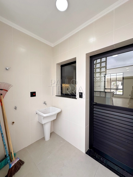 Casa térrea nova com armários planejados à venda no Condomínio Pérola do Vale em Tremembé | 3 quartos, área gourmet e quintal: 22ª foto da galeria de imagens do imóvel