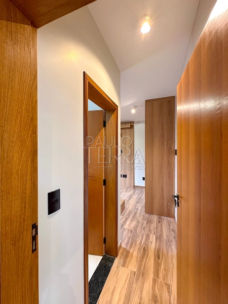 Casa térrea nova com armários planejados à venda no Condomínio Pérola do Vale em Tremembé | 3 quartos, área gourmet e quintal: 50ª foto da galeria de imagens do imóvel
