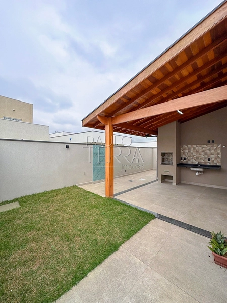Casa térrea nova com armários planejados à venda no Condomínio Pérola do Vale em Tremembé | 3 quartos, área gourmet e quintal: 16ª foto da galeria de imagens do imóvel
