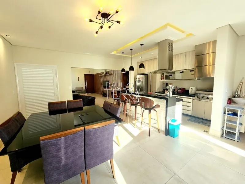 Casa moderna, ambientes integrados, planejados e 3 suítes. Ouroville: 2ª foto da galeria de imagens do imóvel