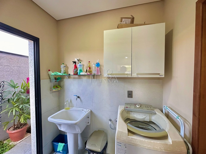 Sobrado no Condomínio Araucárias em Tremembé | 3 quartos sendo 2 suítes com closet, área gourmet integrada e piscina: 49ª foto da galeria de imagens do imóvel