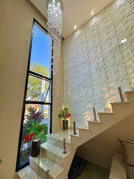 Sobrado no Condomínio Araucárias em Tremembé | 3 quartos sendo 2 suítes com closet, área gourmet integrada e piscina: 29ª foto da galeria de imagens do imóvel