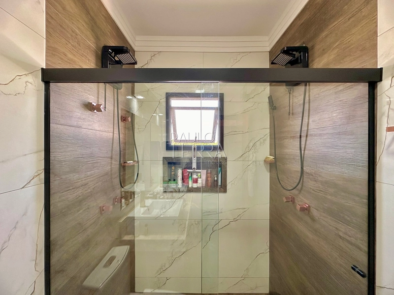 Sobrado no Condomínio Araucárias em Tremembé | 3 quartos sendo 2 suítes com closet, área gourmet integrada e piscina: 46ª foto da galeria de imagens do imóvel