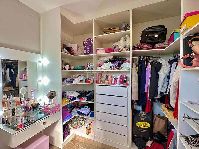 Sobrado no Condomínio Araucárias em Tremembé | 3 quartos sendo 2 suítes com closet, área gourmet integrada e piscina: 37ª foto da galeria de imagens do imóvel