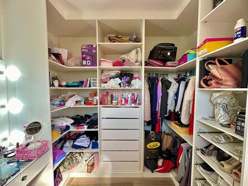 Sobrado no Condomínio Araucárias em Tremembé | 3 quartos sendo 2 suítes com closet, área gourmet integrada e piscina: 38ª foto da galeria de imagens do imóvel
