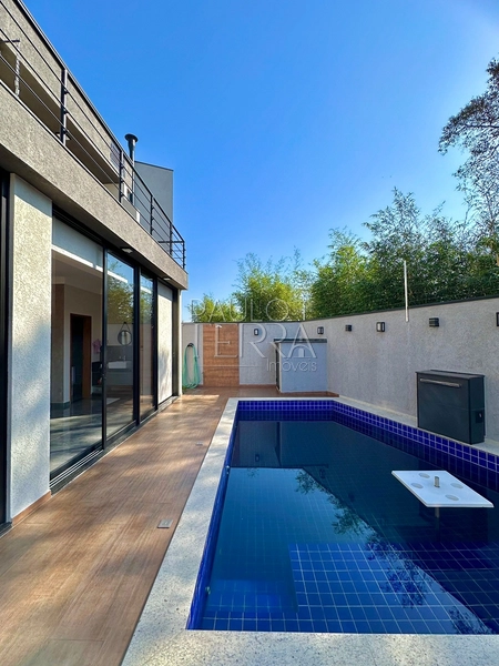 Sobrado no Condomínio Araucárias em Tremembé | 3 quartos sendo 2 suítes com closet, área gourmet integrada e piscina: 52ª foto da galeria de imagens do imóvel