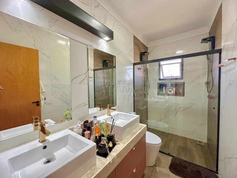 Sobrado no Condomínio Araucárias em Tremembé | 3 quartos sendo 2 suítes com closet, área gourmet integrada e piscina: 45ª foto da galeria de imagens do imóvel
