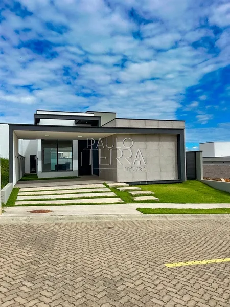 Casa nova com piscina - condomínio fechado Quinta das Palmeiras Taubat: 1ª foto da galeria de imagens do imóvel