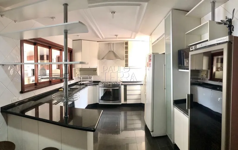 Casa de alto padrão com 4 suítes e piscina. Condomínio Taubaté Village: 18ª foto da galeria de imagens do imóvel