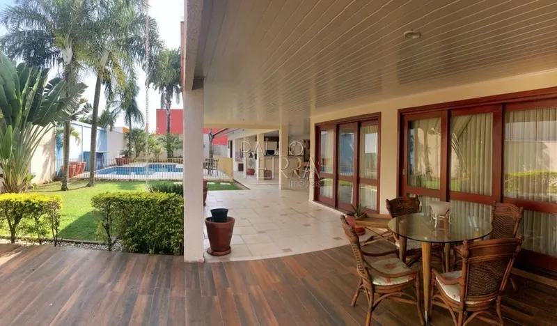 Casa de alto padrão com 4 suítes e piscina. Condomínio Taubaté Village: 4ª foto da galeria de imagens do imóvel