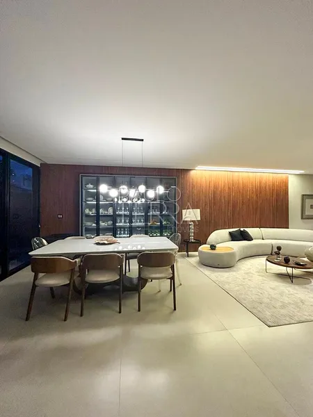 Sobrado de Alto Luxo no Condomínio Taubaté Village | 4 suítes, Piscina Aquecida e Área Gourmet Exclusiva | Taubaté SP: 10ª foto da galeria de imagens do imóvel