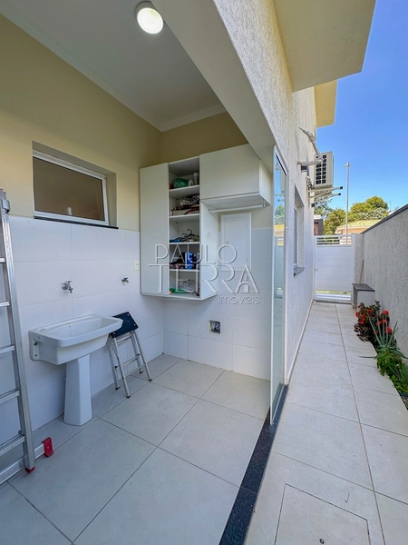 Casa à Venda no Condomínio Terrazzo di Itália em Taubaté – 4 quartos (2 suítes), 2 Escritórios, Energia Solar e Quintal Gramado: 28ª foto da galeria de imagens do imóvel