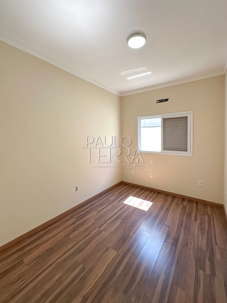 Casa à Venda no Condomínio Terrazzo di Itália em Taubaté – 4 quartos (2 suítes), 2 Escritórios, Energia Solar e Quintal Gramado: 49ª foto da galeria de imagens do imóvel