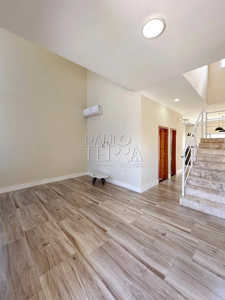 Casa à Venda no Condomínio Terrazzo di Itália em Taubaté – 4 quartos (2 suítes), 2 Escritórios, Energia Solar e Quintal Gramado: 7ª foto da galeria de imagens do imóvel