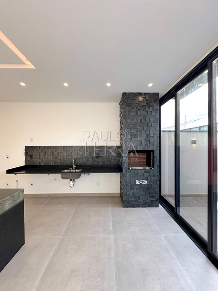 Casa térrea nova à venda no Condomínio Pérola do Vale em Tremembé | 3 quartos (1 suíte), escritório, piscina e área gourmet: 4ª foto da galeria de imagens do imóvel