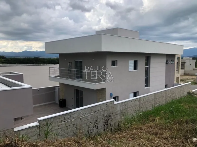 Casa alto padrão semi mobiliada, com 4 suítes e piscina! Condomínio: 30ª foto da galeria de imagens do imóvel