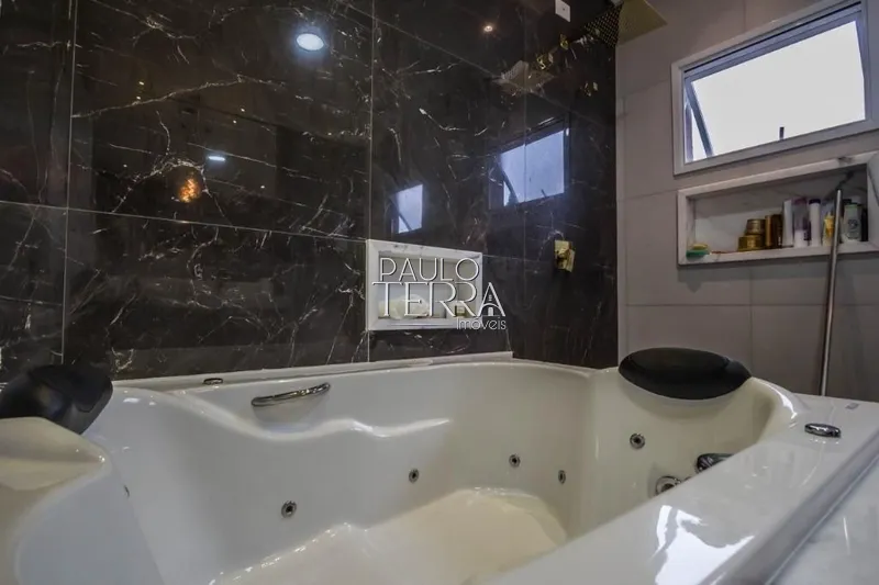 Casa alto padrão semi mobiliada, com 4 suítes e piscina! Condomínio: 28ª foto da galeria de imagens do imóvel
