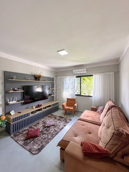 Casa à Venda no Condomínio Tecoara em Taubaté | Térrea, 3 Dormitórios (1 Suíte), Área Gourmet e Planejados: 2ª foto da galeria de imagens do imóvel