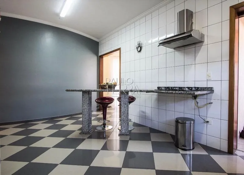 Sobrado com 3 suítes e quintal gramado - Condomínio Taubaté Village: 10ª foto da galeria de imagens do imóvel