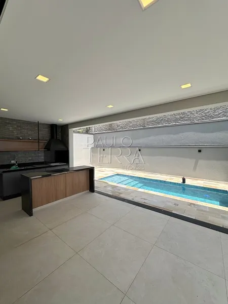 Sobrado alto padrão com armários planejados, escritório, 3 suítes e piscina. Condomínio fechado em Taubaté SP: 2ª foto da galeria de imagens do imóvel