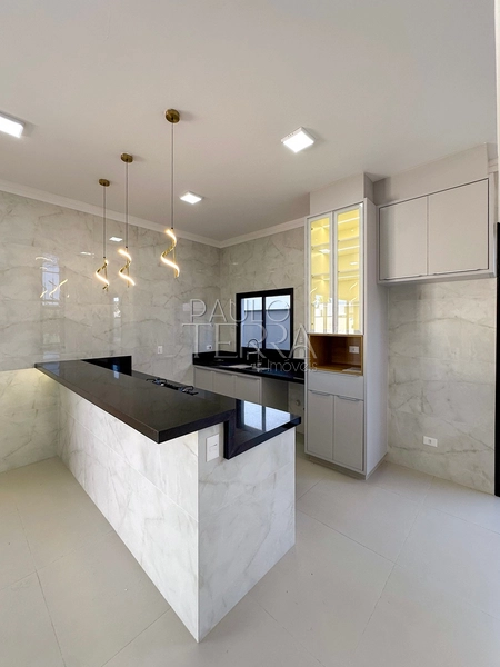 Casa com 4 quartos em Taubaté no Condomínio Ouroville | Armários, churrasqueira e piscina: 15ª foto da galeria de imagens do imóvel