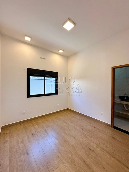 Casa com 4 quartos em Taubaté no Condomínio Ouroville | Armários, churrasqueira e piscina: 35ª foto da galeria de imagens do imóvel