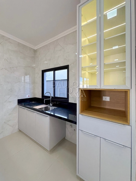 Casa com 4 quartos em Taubaté no Condomínio Ouroville | Armários, churrasqueira e piscina: 14ª foto da galeria de imagens do imóvel