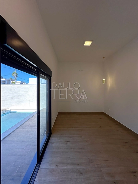 Casa com 4 quartos em Taubaté no Condomínio Ouroville | Armários, churrasqueira e piscina: 41ª foto da galeria de imagens do imóvel